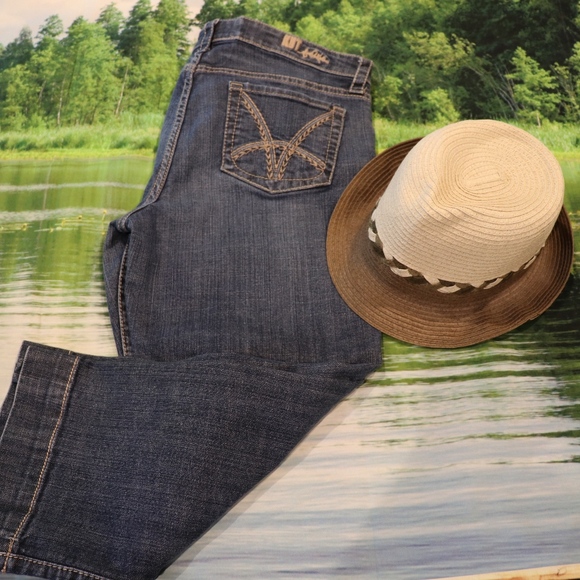 Kut from the Kloth Denim - KUT FROM THE KLOTH Denim Capris Stretch